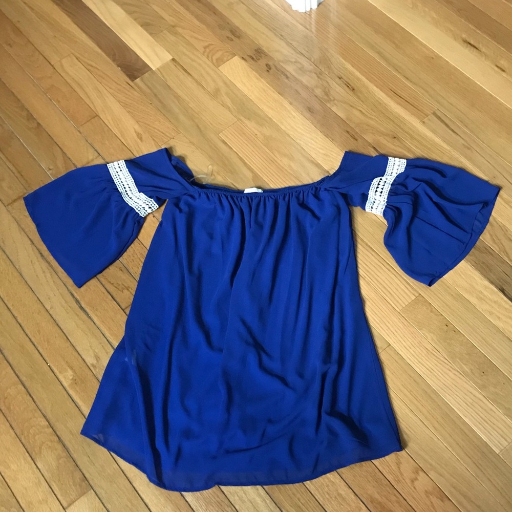 Women’s size small boutique tunic